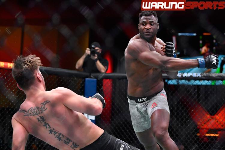 Satu Pukulan Telak Francis Ngannou Dapat Tumbangkan Jon Jones