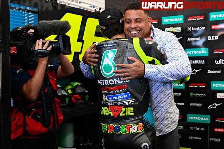 Ronaldo Bikin Valentino Rossi Murtad dari Tim Idola Masa Kecil