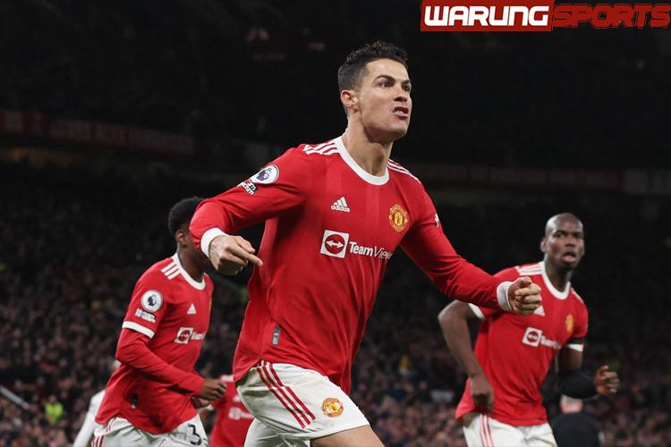 Hattrick Cristiano Ronaldo Bawa Man United Menang atas Tottenham dan Gusur Arsenal
