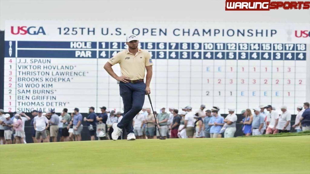 Sam Burns bermain bebas di lapangan golf Oakmont yang berbahaya. Hal ini menempatkannya di puncak klasemen US Open menjelang akhir pekan