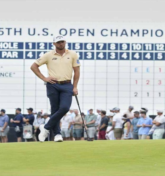 Sam Burns bermain bebas di lapangan golf Oakmont yang berbahaya. Hal ini menempatkannya di puncak klasemen US Open menjelang akhir pekan