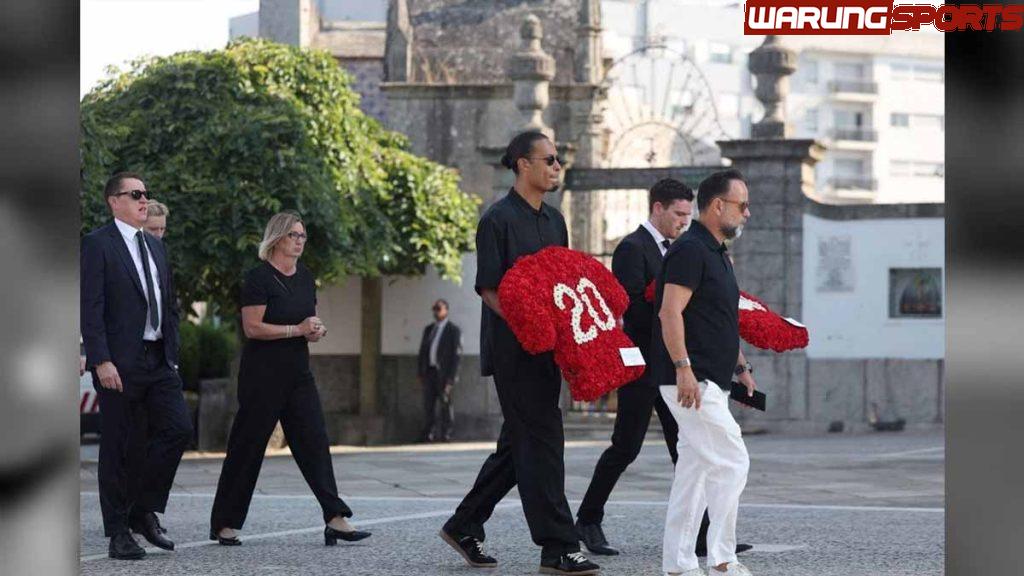 Bintang sepak bola dan keluarga Diogo Jota berkumpul untuk pemakaman pemain Liverpool dan saudaranya